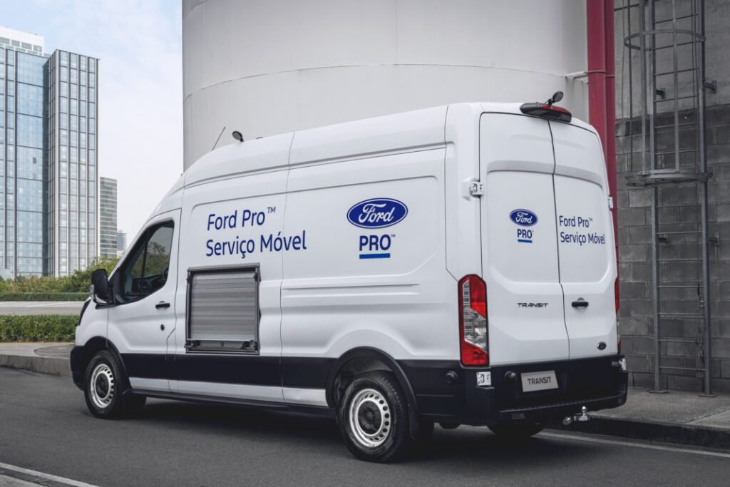 Ford-Transit-Servico-Movel-2-1068x712