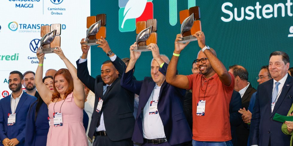 Setcesp premia transportadoras por iniciativas em ESG