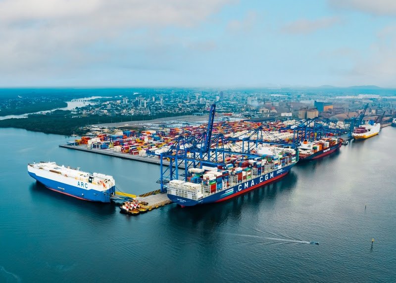 TCP atinge recorde de movimentação de cargas em 2025