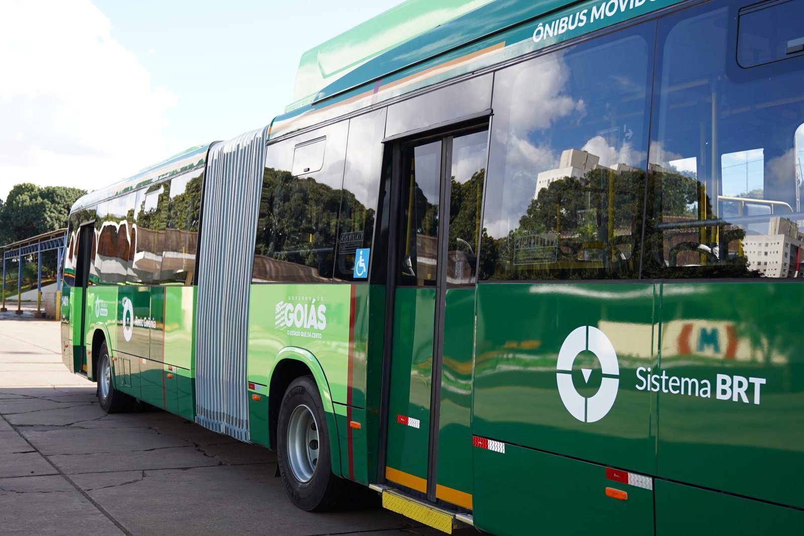 Scania pode ser favorecida no gigante processo de renovação da frota de ônibus urbanos de Goiânia