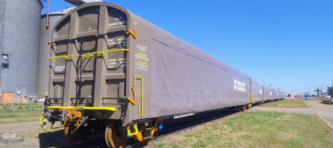 Randon entrega primeiros vagões ferroviários à Arauco Brasil
