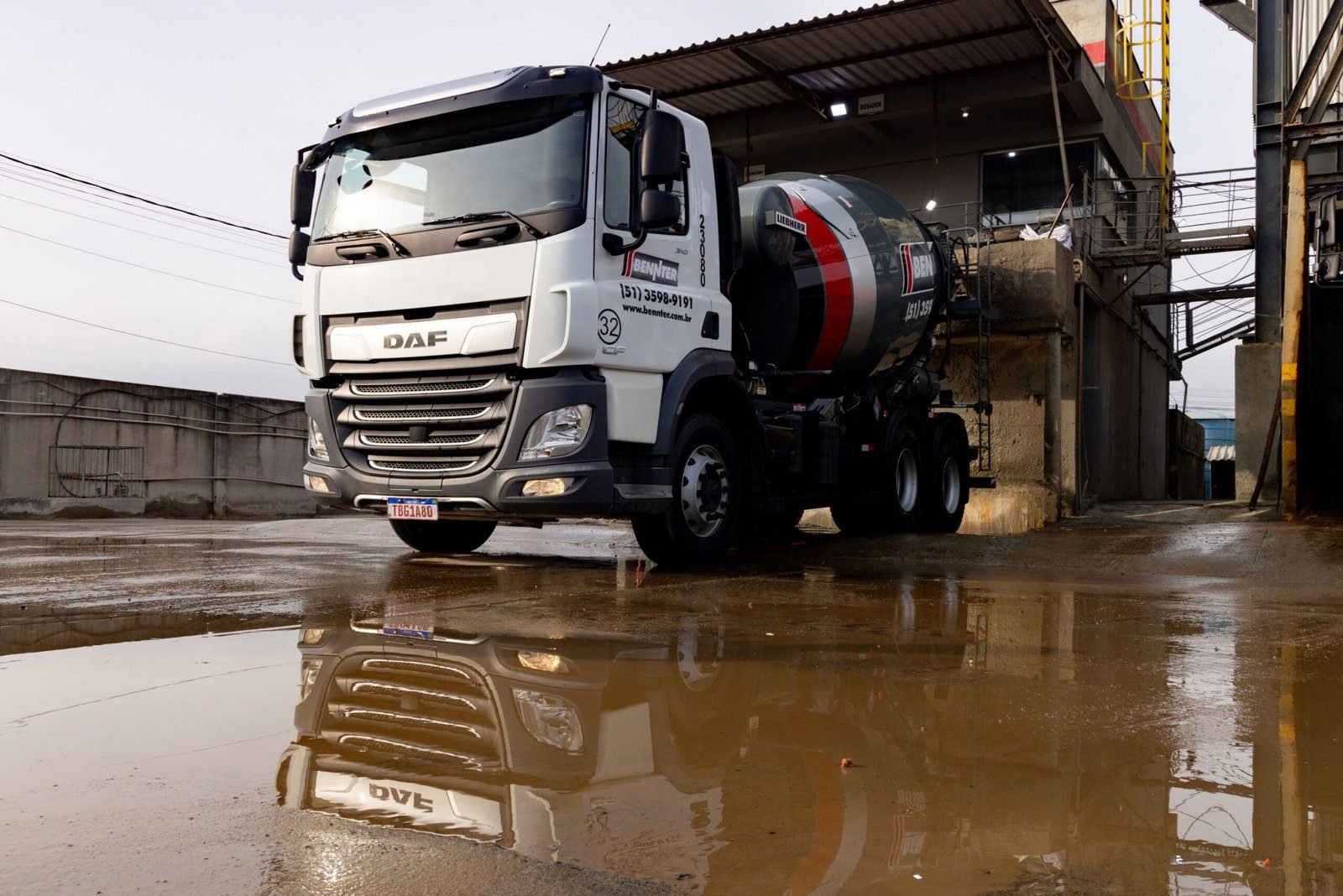 DAF amplia presença nos vocacionais com o novo CF Betoneira 6×4