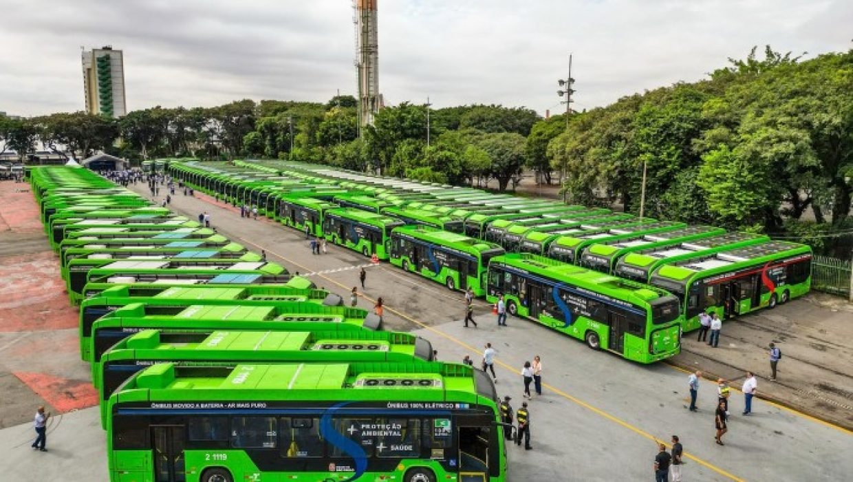 Ônibus elétricos