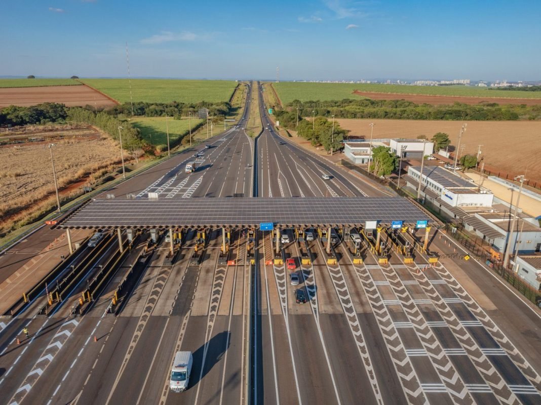 Ribeirão Preto, São Paulo / Brazil - Circa June 2022: Highway toll plaza and speed limit with aerial image, view of automatic payment lanes, non-stop.